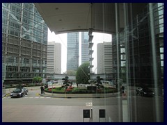 The entrance to Bank of China Tower